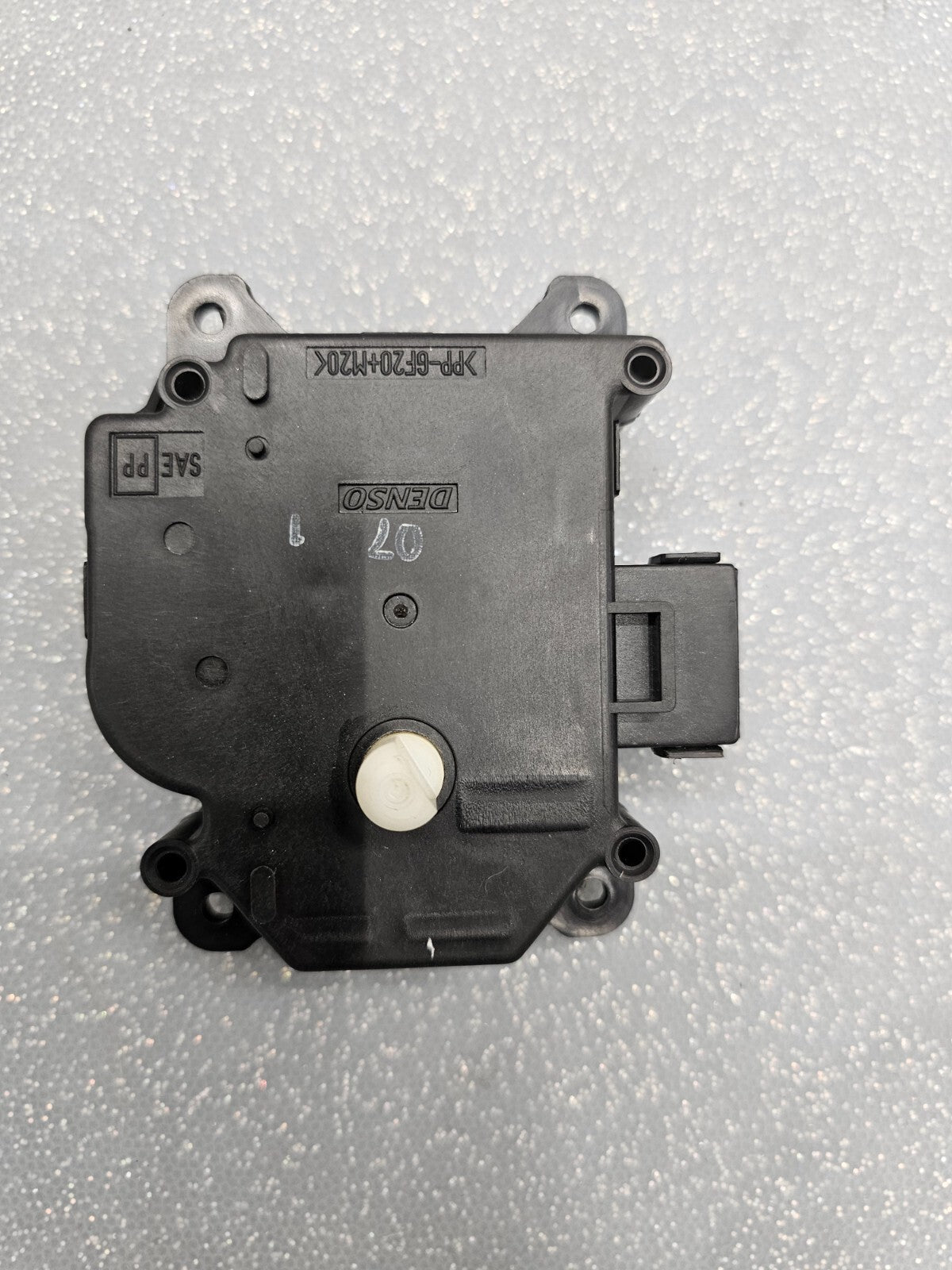 🔥04-06 Mitsubishi Galant 04-11 Endeavor LEFT Flap Actuator Vent Climate Control