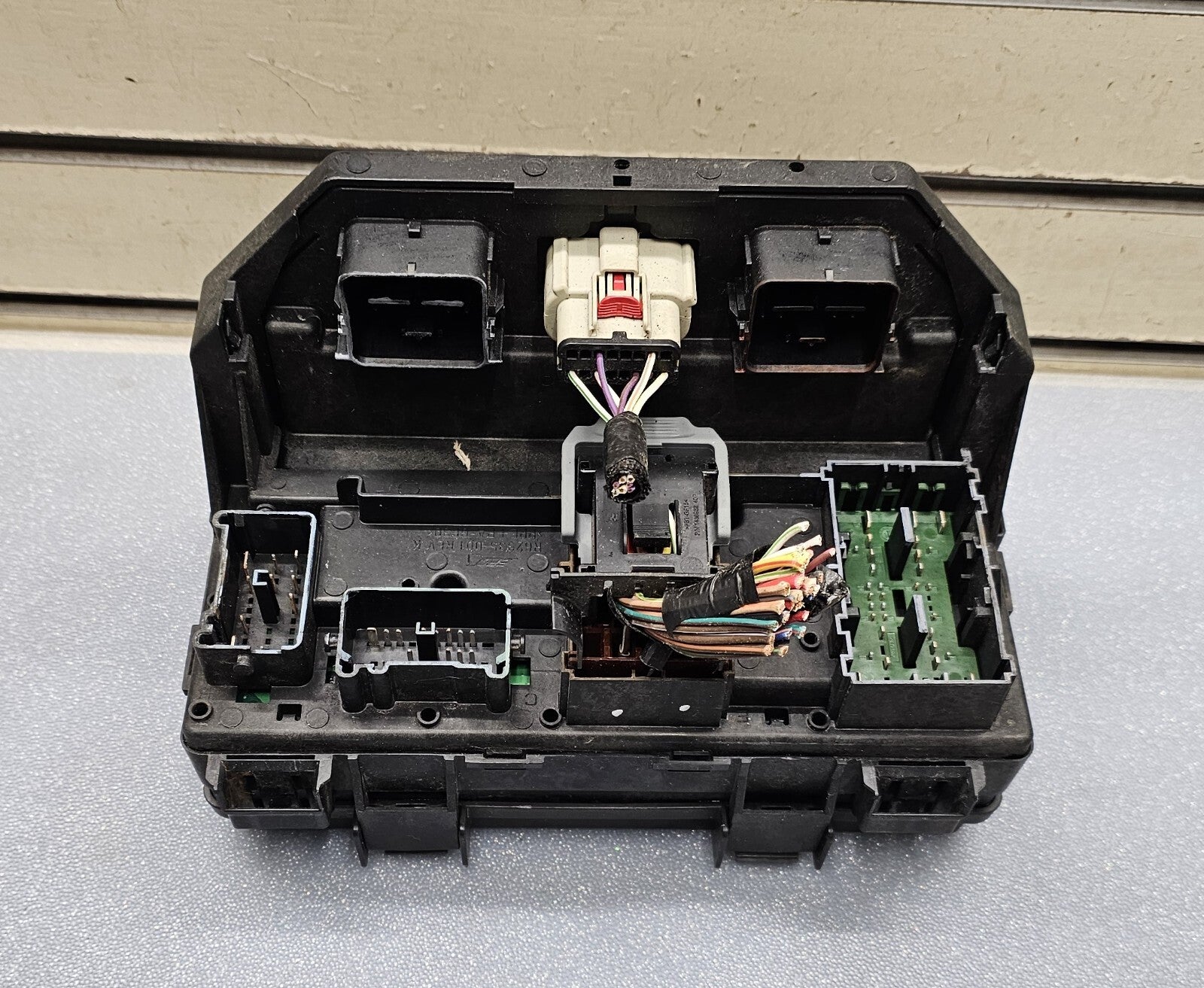 🔥11-12 Jeep Liberty Nitro TIPM Totally Integrated Power Module OEM