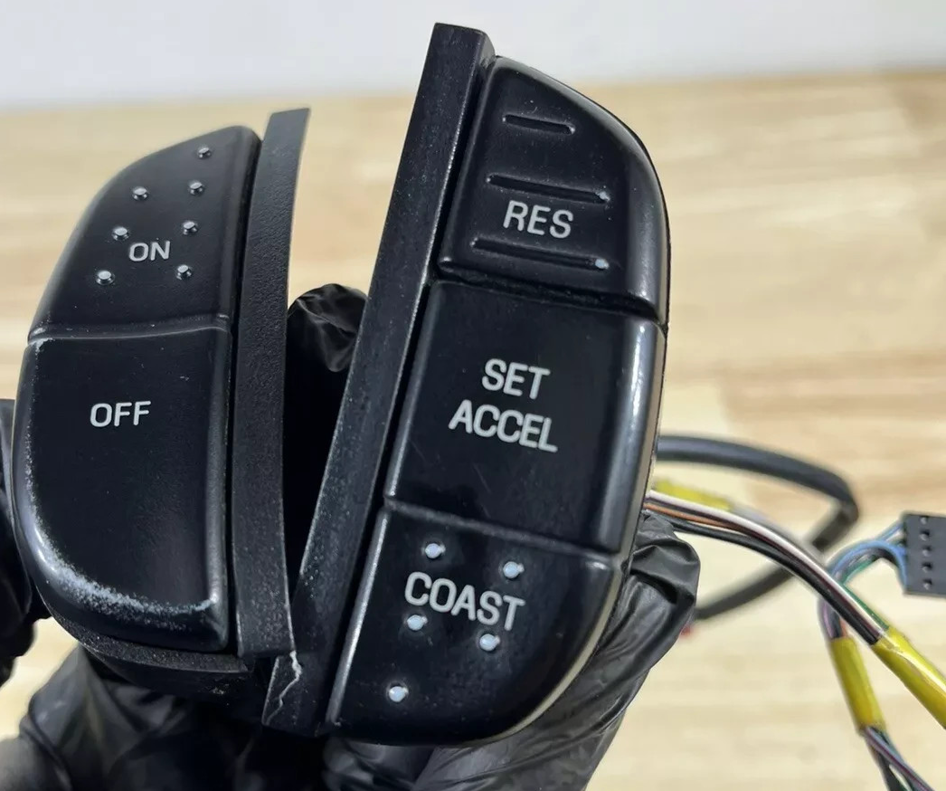 🔥98-07 Ford Expedition F150 F150 F250 F350 Super Duty Cruise Control Switch Set