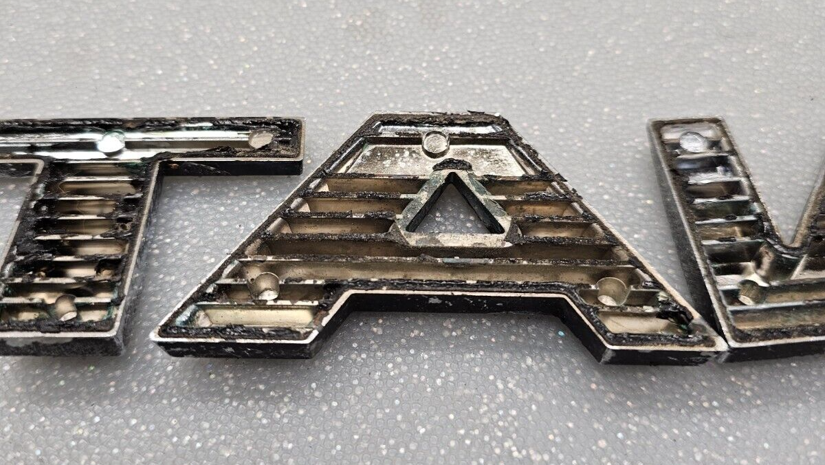 🔥04-15 Nissan Titan Trunk Rear Emblem Letters Badge Decal Name Plate Original
