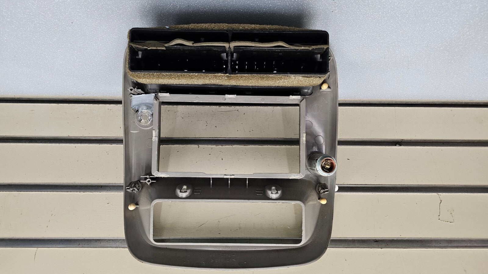 95-10 Ford Ranger EXPLORER Center Dash Radio Trim Surround Bezel Trim SILVER B2