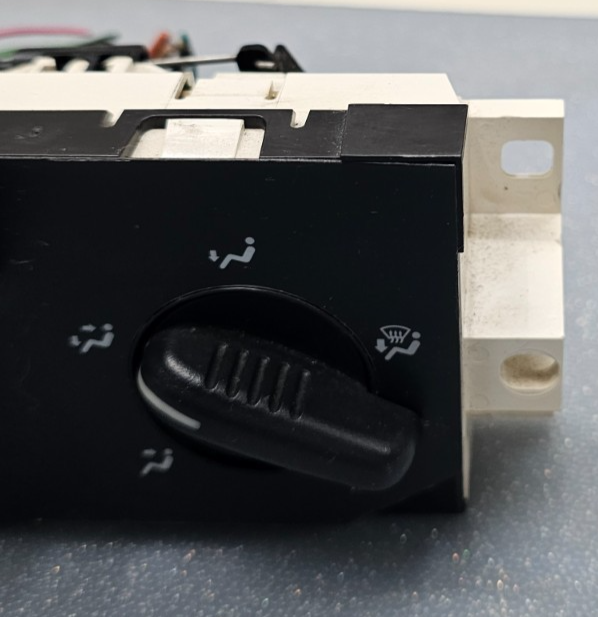 🔥04-12 Colorado Canyon Dash AC Heater Temperature Climate Control Conditioner