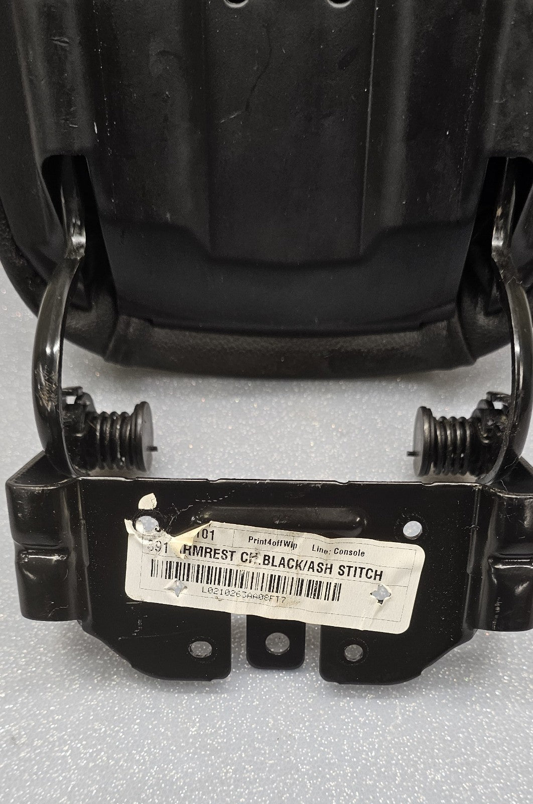 🔥13-16 FORD FUSION CENTER CONSOLE LID ARMREST BLACK LEATHER  OEM