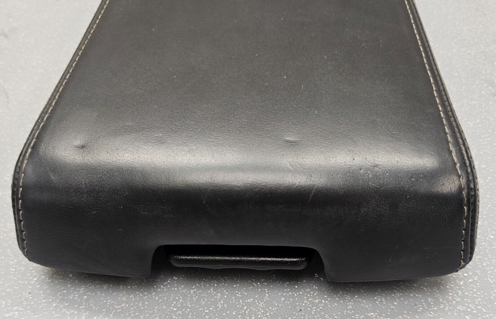 🔥07-11 Nitro Liberty Center Console Lid Arm Rest Top Pad Cover Assembly Black