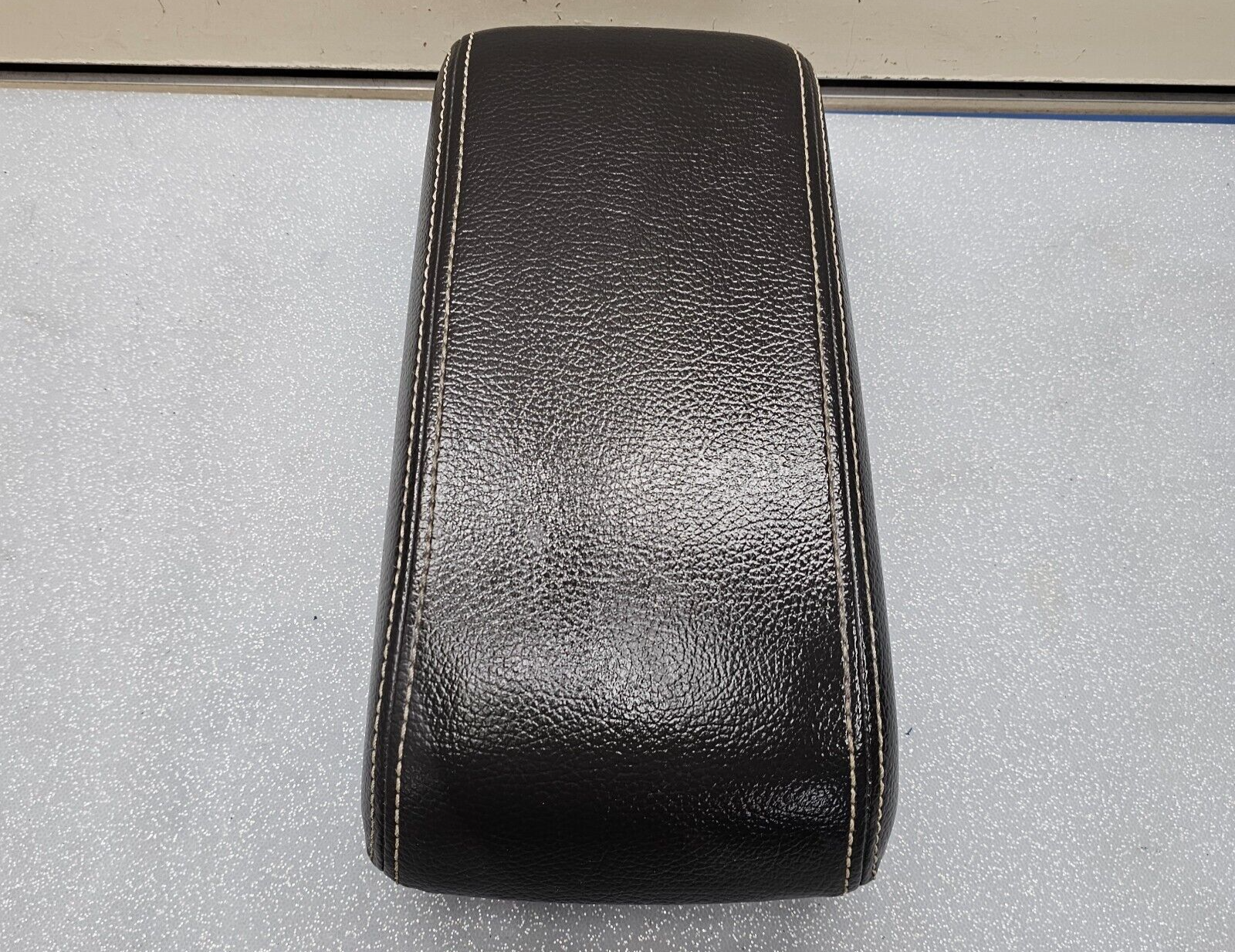 10-12 Fusion Milan Front Center Console Lid Armrest Cover Top Pad Assembly Black