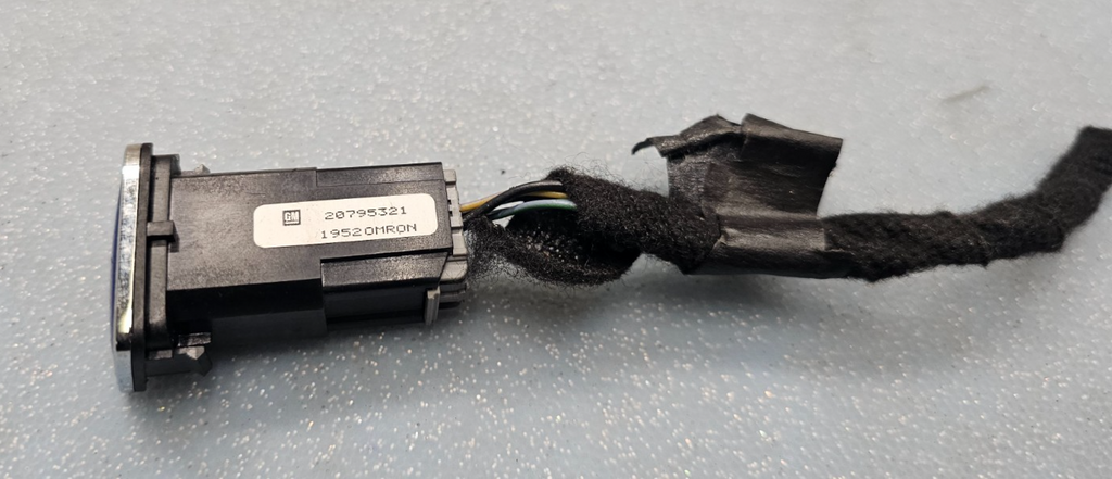 🔥11-15 Chevy Volt Power Switch Ignition & Start Translucent Button Assembly