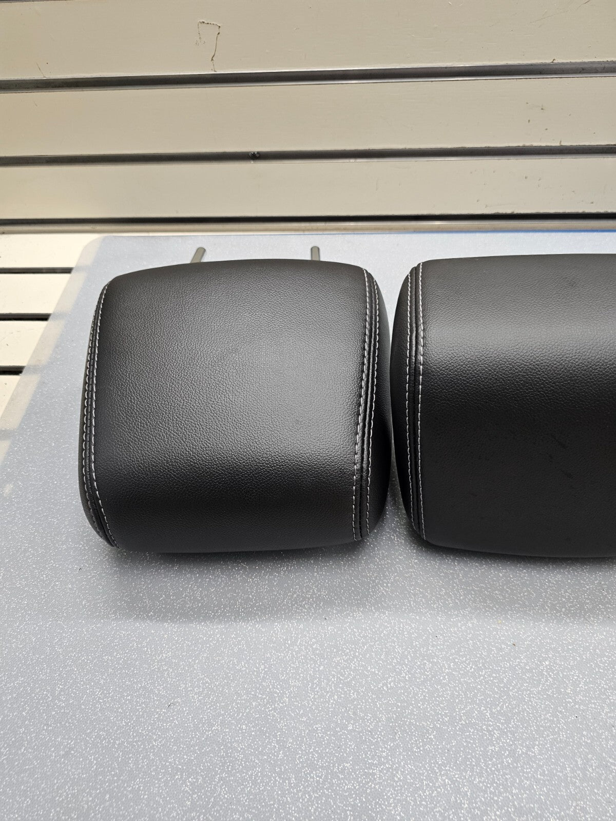 🔥2012 - 2014 Ford Focus Set of 3 Rear Headrests Black Leather OEM