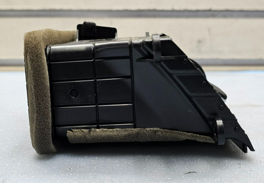 🔥07-15 MAZDA CX-9  DASH A/C AC HEATER AIR VENT FRONT RIGHT SIDE BLACK