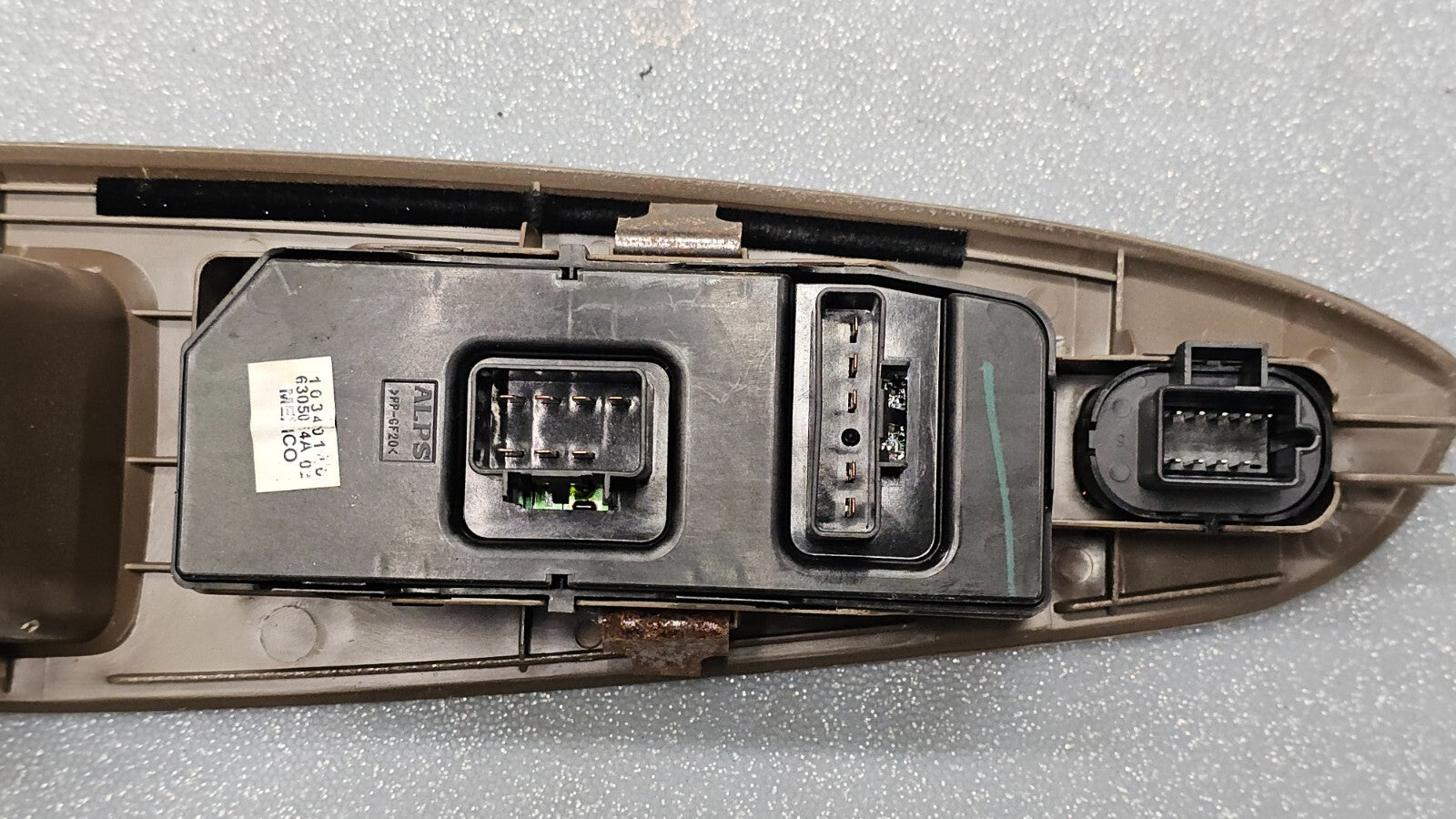 🔥06-08 CHEVY IMPALA LEFT DRIVER MASTER POWER WINDOW SWITCH BEZEL ASSEMBLY TAN