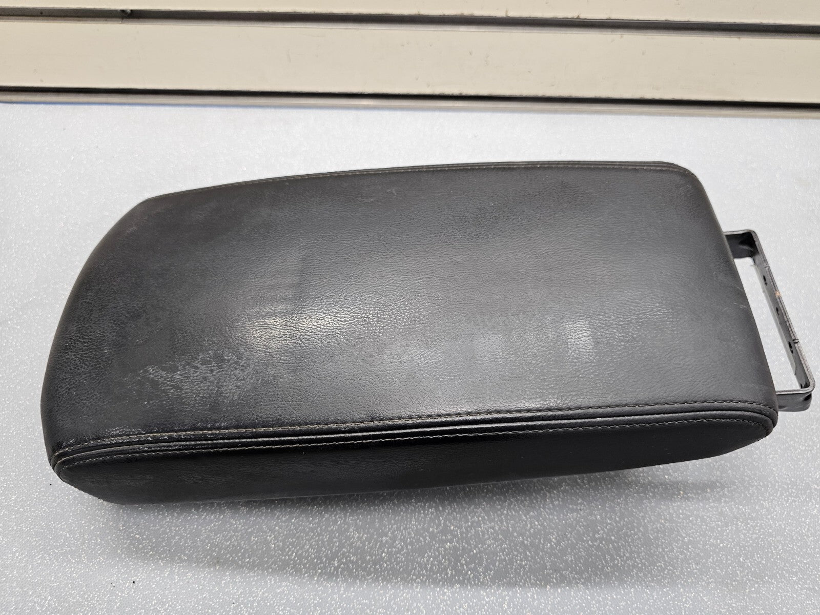 🔥09-14 Maxima 13-18 Altima Center Console Lid Arm Rest Leather Assembly Black