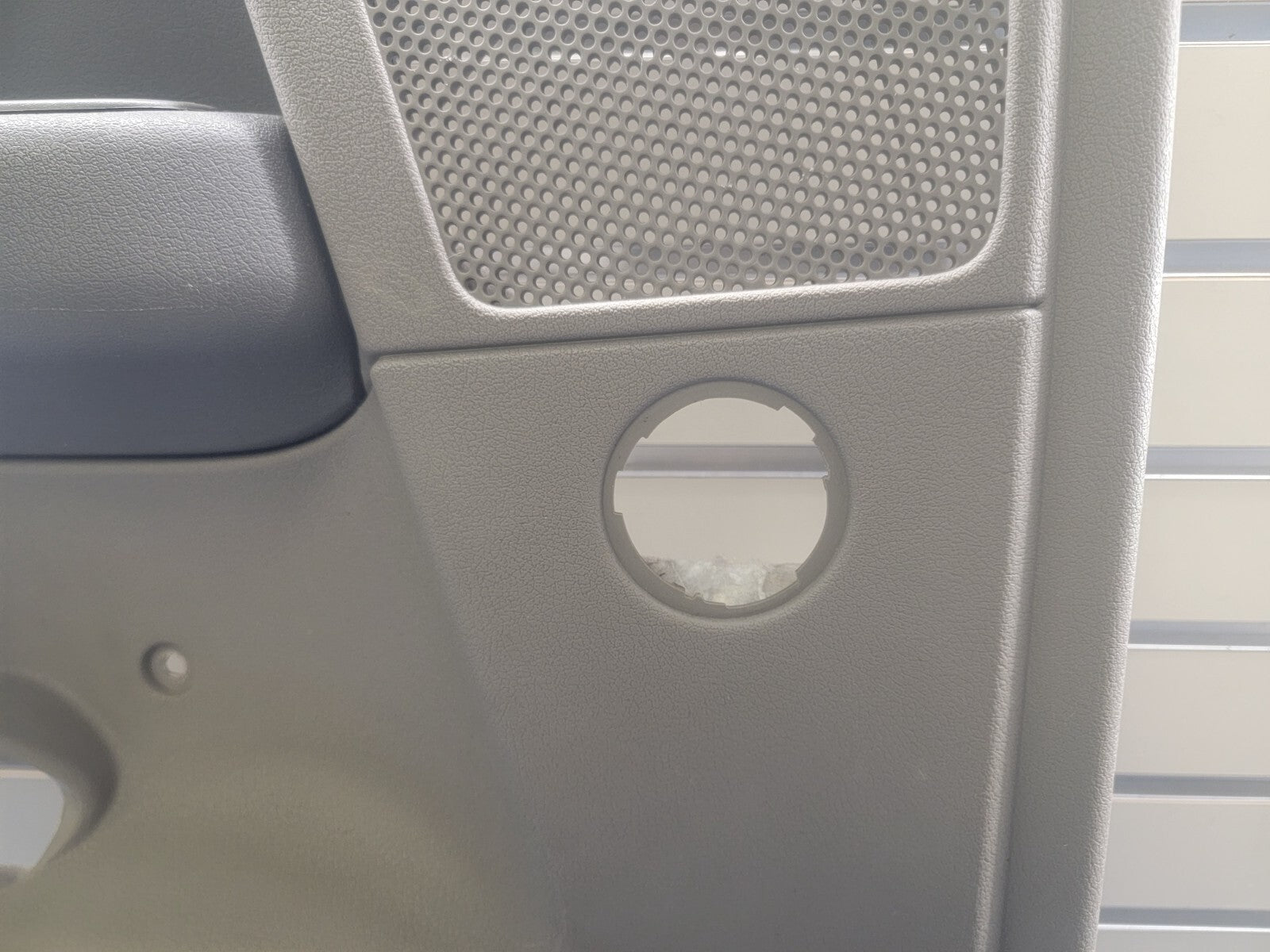 🔥2006-2009 Dodge Ram 2500 Left LH REAR Driver  DOOR PANEL gray