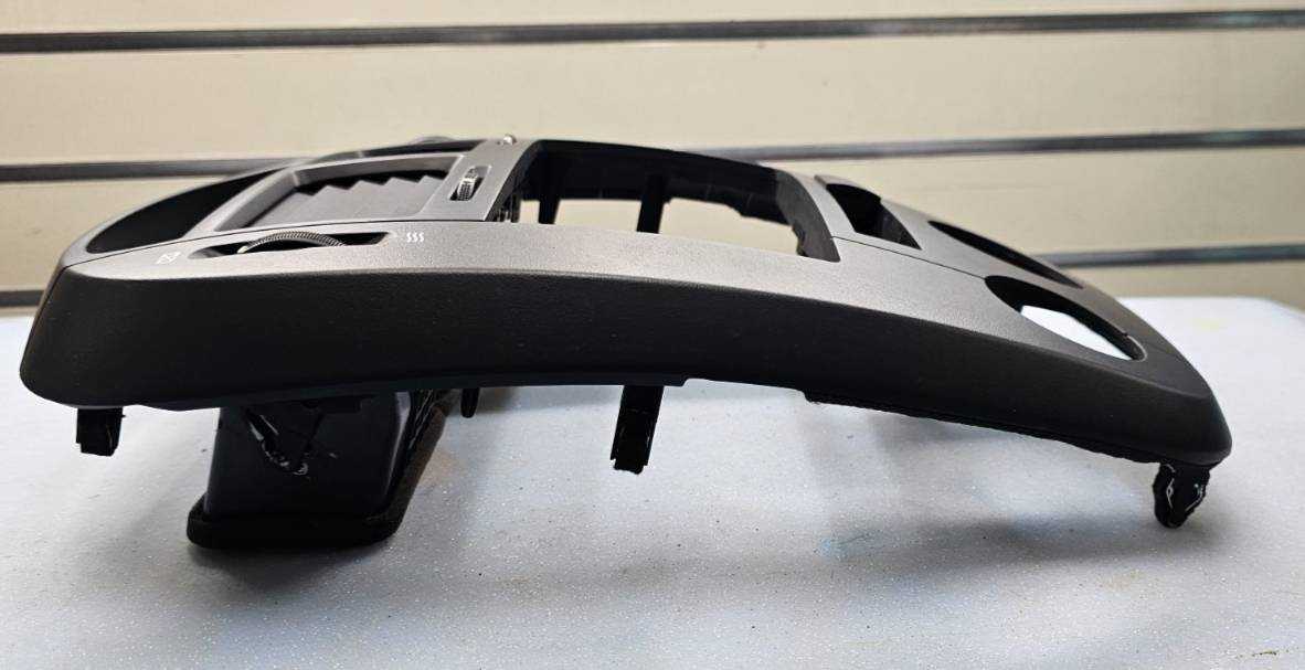 🔥2007-2009 KIA SPECTRA FRONT DASH TRIM BEZEL ASSEMBLY VENT BLACK OEM