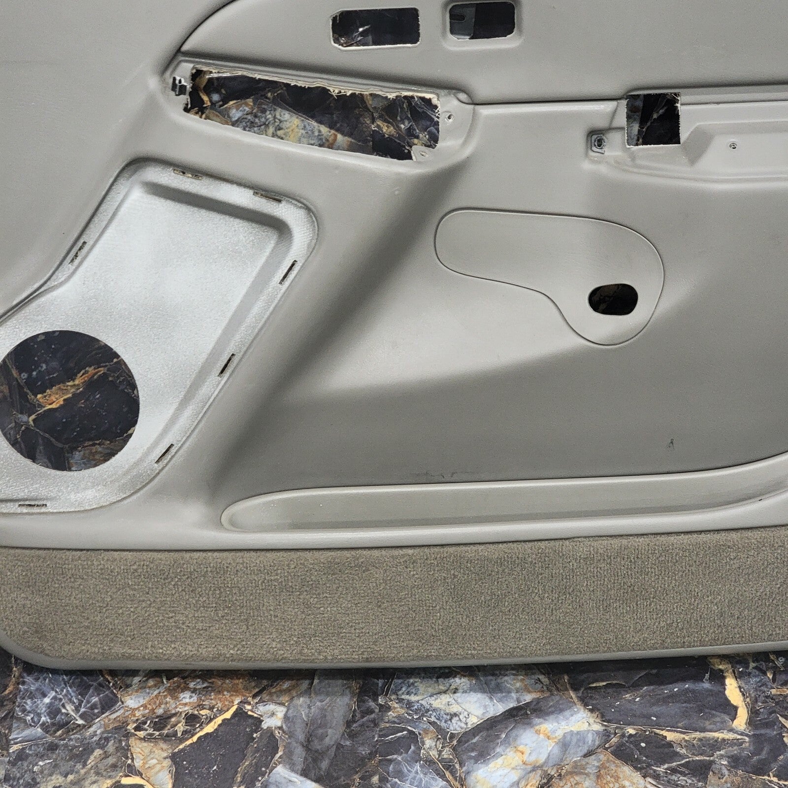 🔥03-06 Silverado SIERRA Door Panel Front RIGHT/No Arm LIGHT GRAY speaker D5