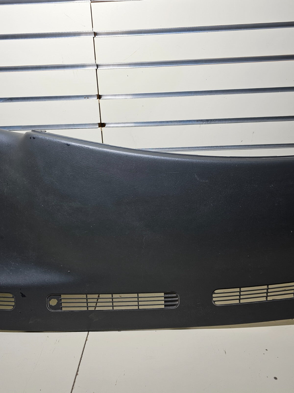 🔥99-06 SILVERADO SIERRA TAHOE Upper Cap Cover Top Dashboard Pad GRAPHITE DP1