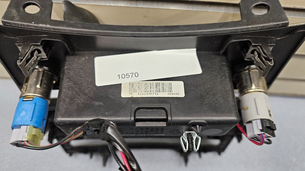🔥05-07 JEEP GRAND CHEROKEE DASH PANEL RADIO SURROUND TRIM BEZEL Silver OEM B70