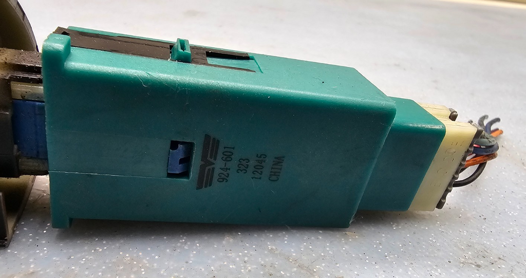 🔥97-05 CHEVY MALIBU Hazard Warning Emergency Light Switch OEM