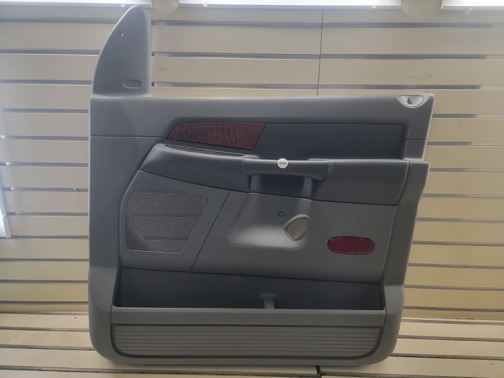 🔥2006-2008 Dodge RAM interior  Door Panel Front right passenger GRAY auto D12