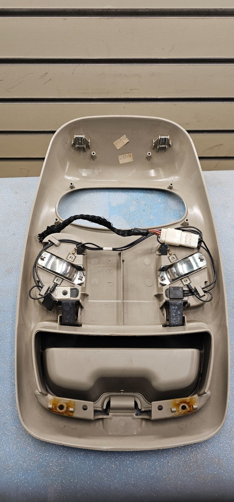 🔥02-05 RAM Overhead Console DOME Light Lamp Roof Storage Compartment TAN 05