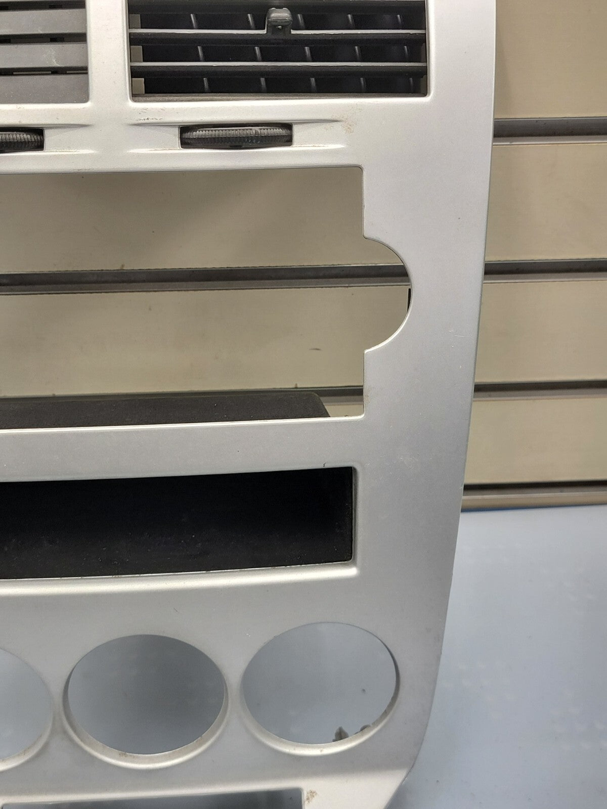 🔥07-09 Dodge CALIBER Dash Radio Center BEZEL Climate Dash Trim Vents SILVER B15