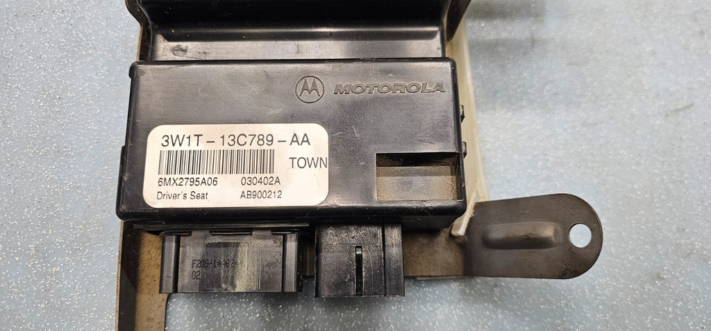 🔥03-11 LINCOLN TOWN CAR DASH Left Driver Seat Memory Control Module