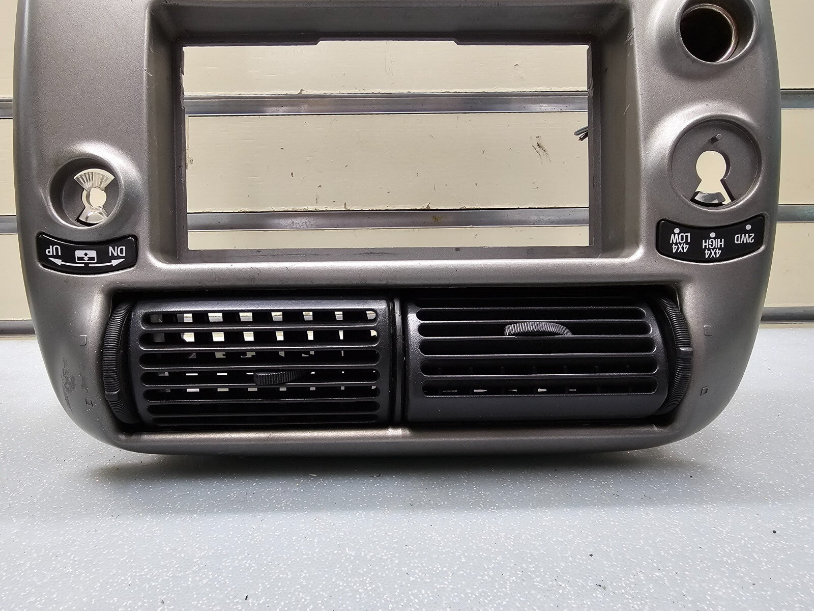 95-10 Ford Ranger EXPLORER Center Dash Radio Trim Surround Bezel Trim SILVER B2