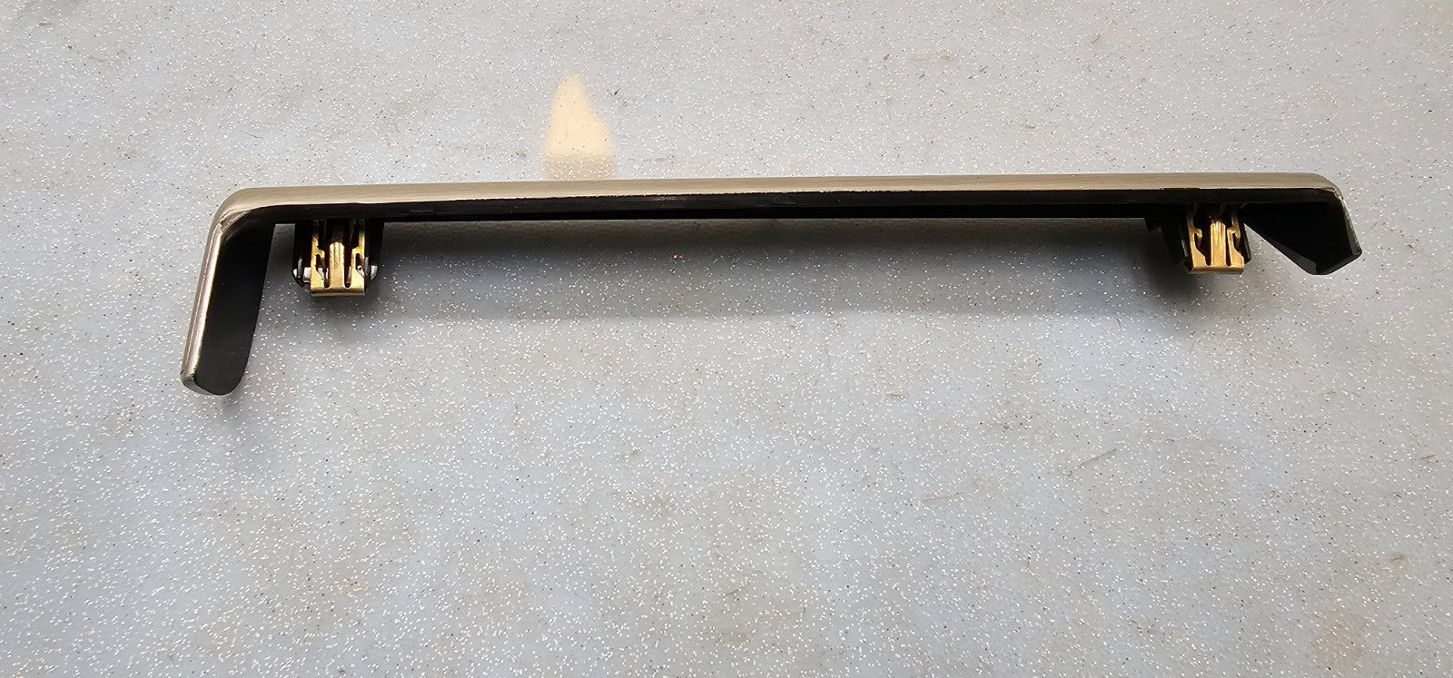 🔥05-07 Saturn Relay 05 06 Montana Front Left Driver Side Molding silver