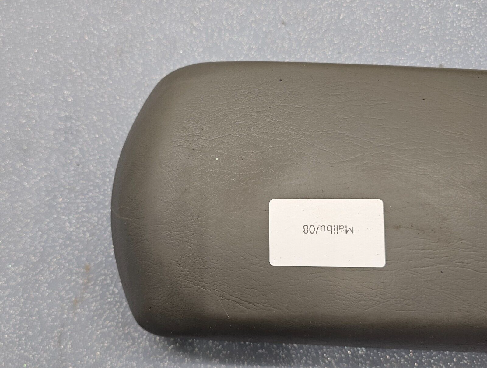 🔥04-08 Chevy Malibu Center Console Arm Rest Lid Cover Top Pad Assembly TAN OEM