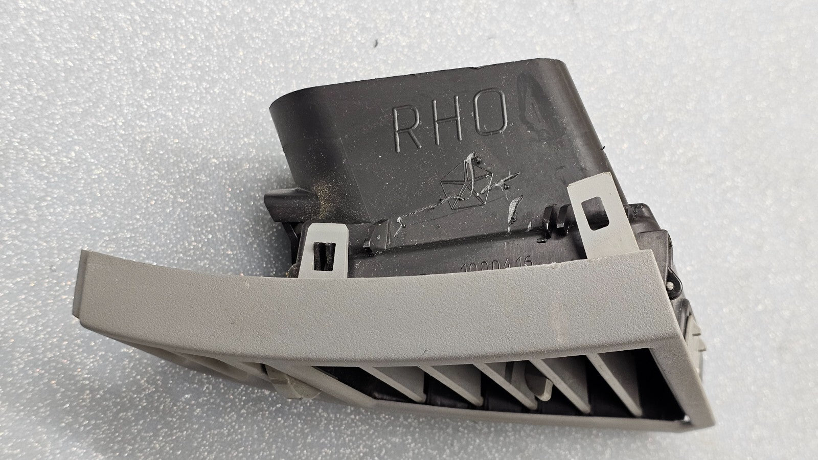 07-10 CHRYSLER SEBRING Dash Right Passenger A/C AC Air Vent Heater Panel Gray