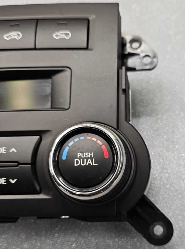 🔥11-13 Kia Sorento Heater A/C Temperature HVAC Climate Control Switch OEM