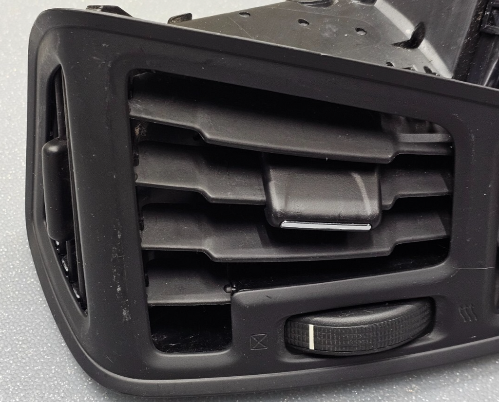 🔥13-19 Ford Escape Dash Right Passenger AC A/C Air Vent Panel Assembly Black