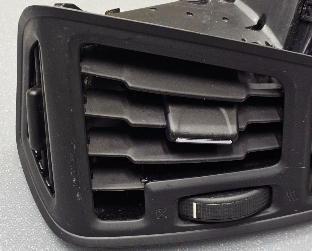 🔥13-19 Ford Escape Dash Right Passenger AC A/C Air Vent Panel Assembly Black