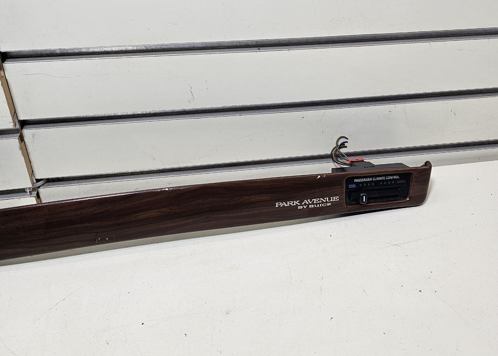 97-05 Buick Park Avenue Center Dash Heater Climate Control Bezel Trim Panel Wood