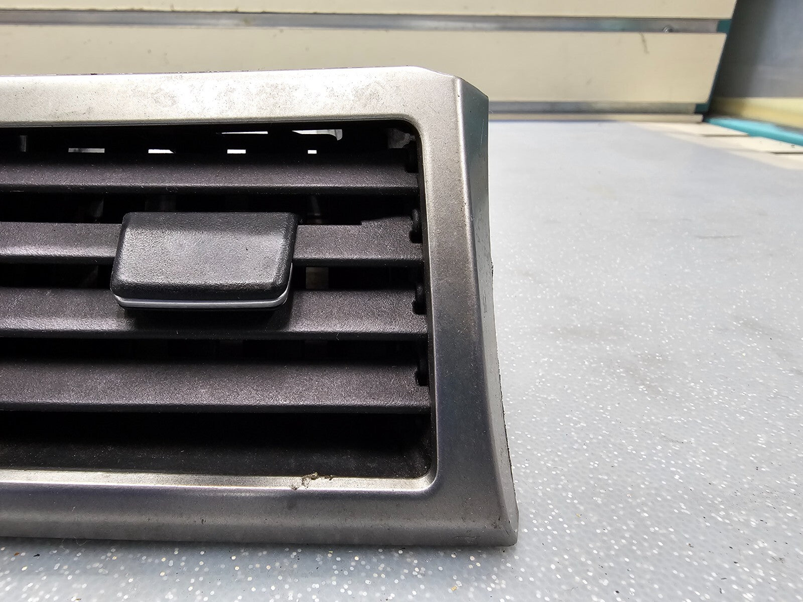 🔥07-12 NISSAN VERSA DASH LEFT DRIVER AIR VENT CONDITIONER FILTER HEATER SILVER