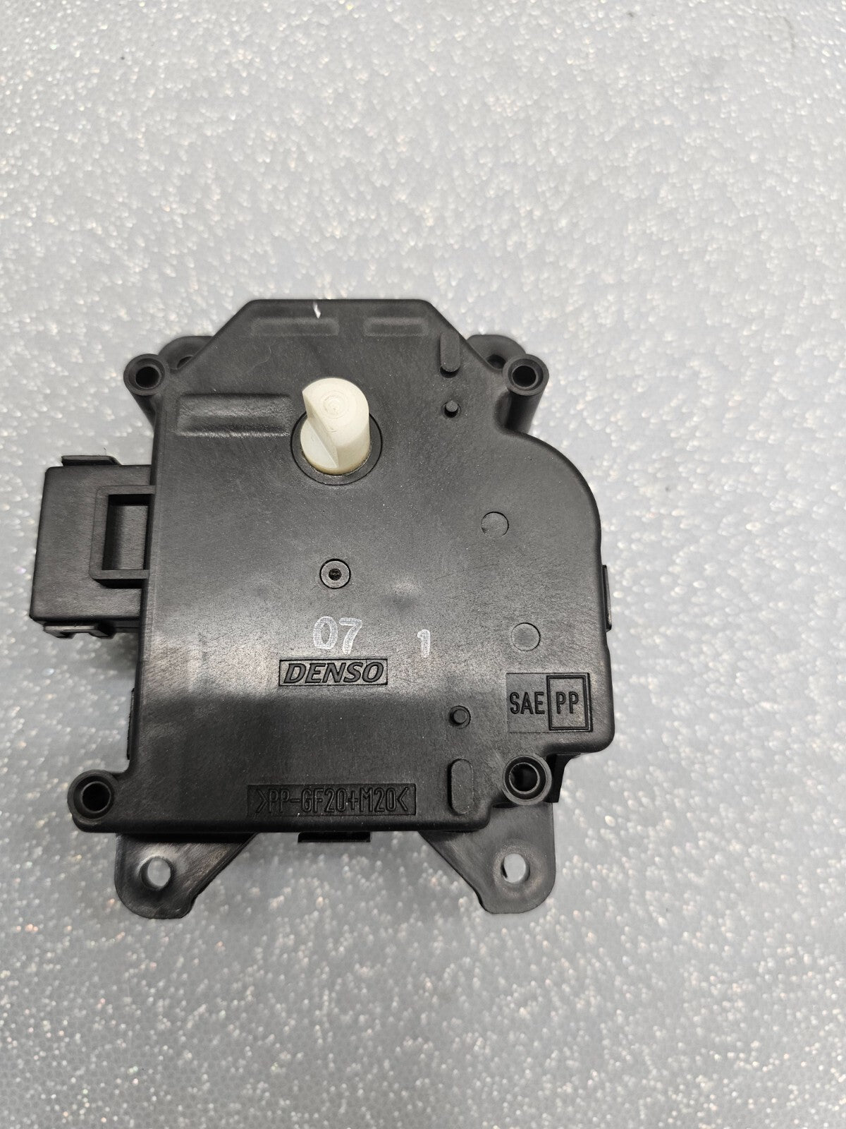 🔥04-06 Mitsubishi Galant 04-11 Endeavor LEFT Flap Actuator Vent Climate Control