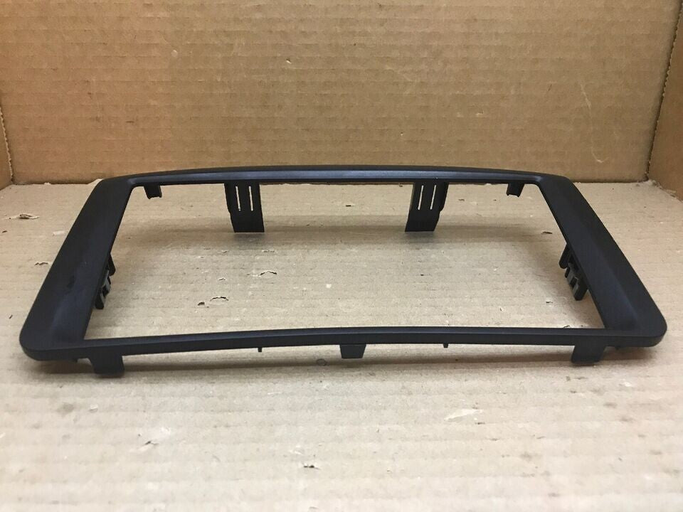 🔥11-20 Dodge Grand Caravan Town Country Radio Navigation Display Trim Bezel OEM