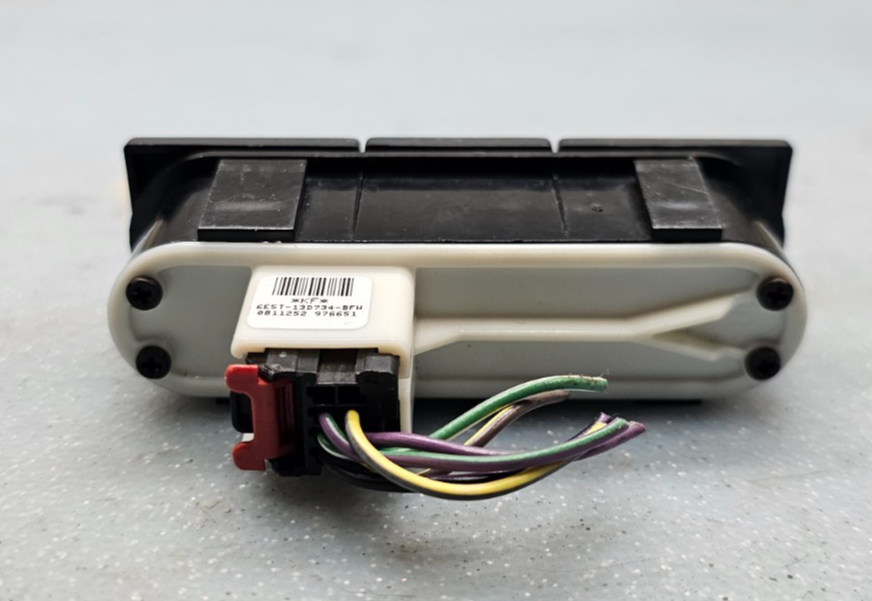 🔥06-09 FUSION MERCURY MILAN CENTER DASH HAZARD BUTTON SWITCH PASS RADIO BEZEL