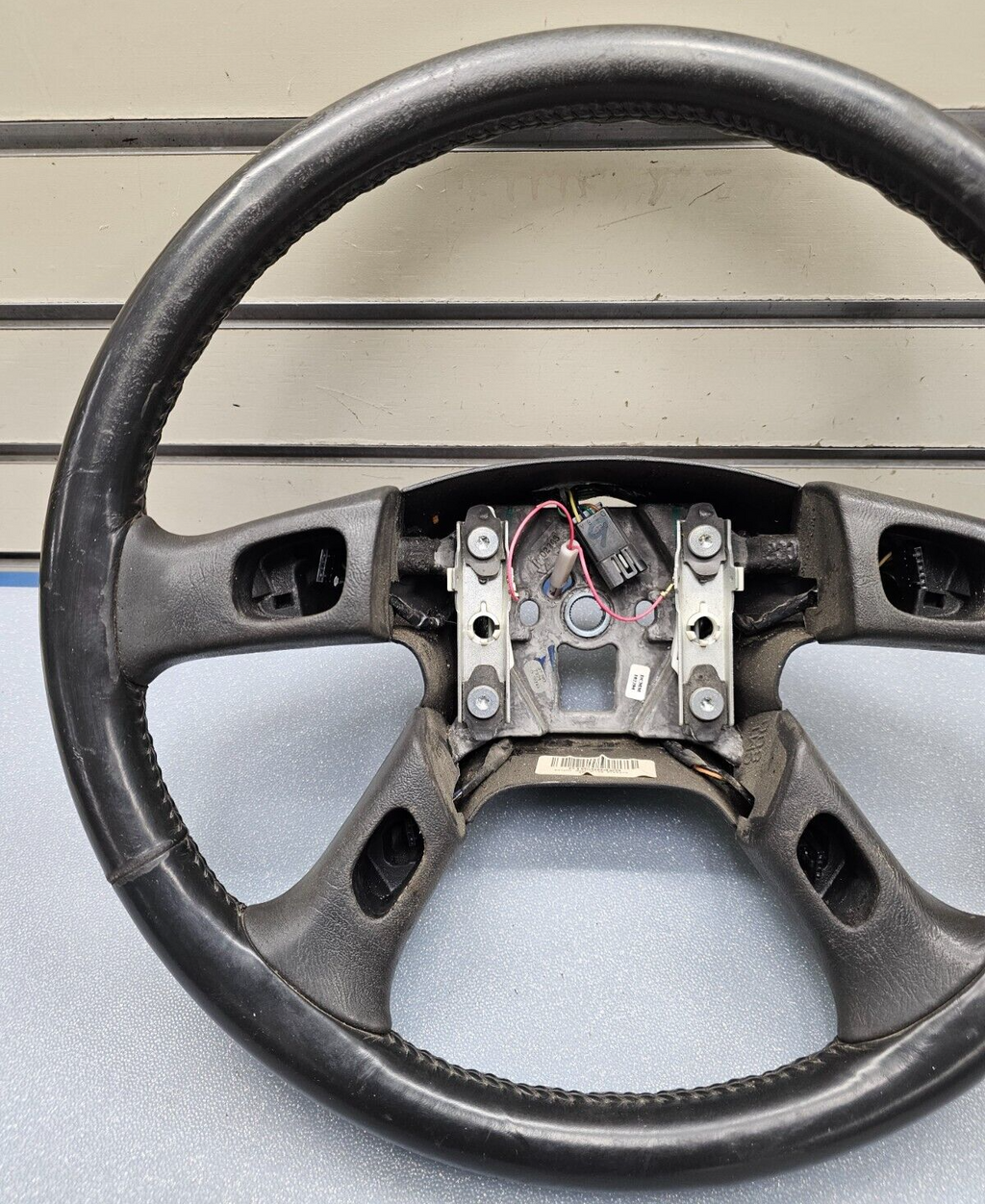 🔥03-06 Chevy Tahoe Yukon Escalade Left Driver Steering Wheel Column Cover BLACK
