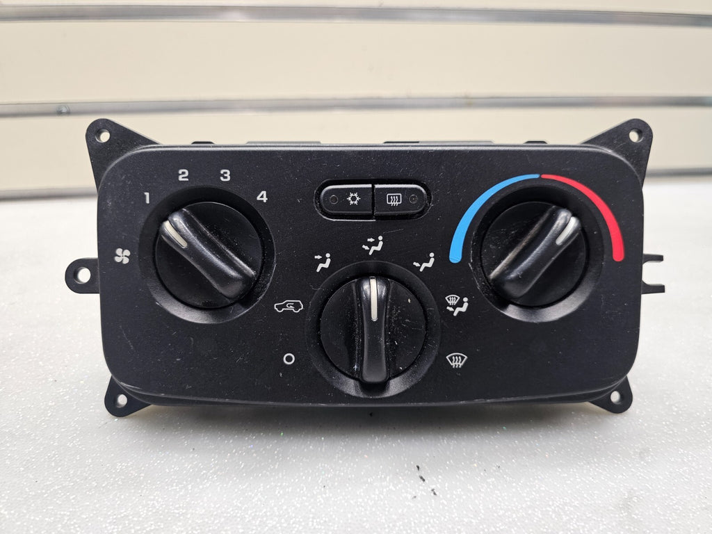 🔥04-07 Jeep Liberty AC Rear Defrost Heater Temperature CLIMATE CONTROL UNIT OEM