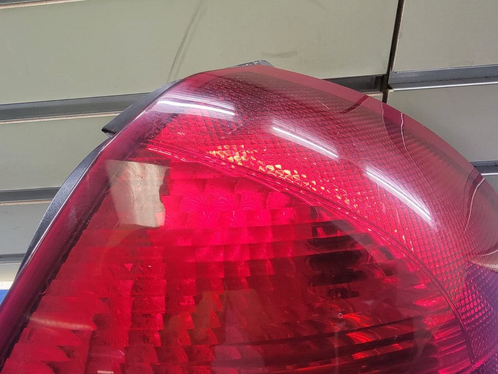 🔥2004-2007 Ford Taurus Tail Light Lamp Right Passenger Side Assembly Chrome