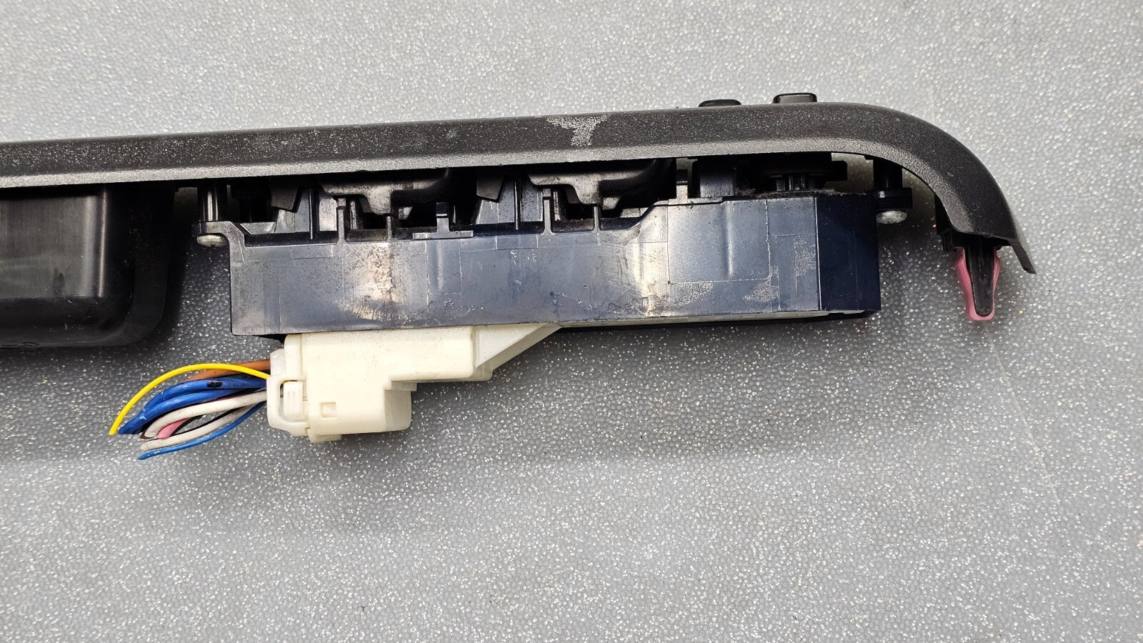 🔥09-15 Matrix Corolla Yaris Left Driver Master Power Window Switch Lock Black