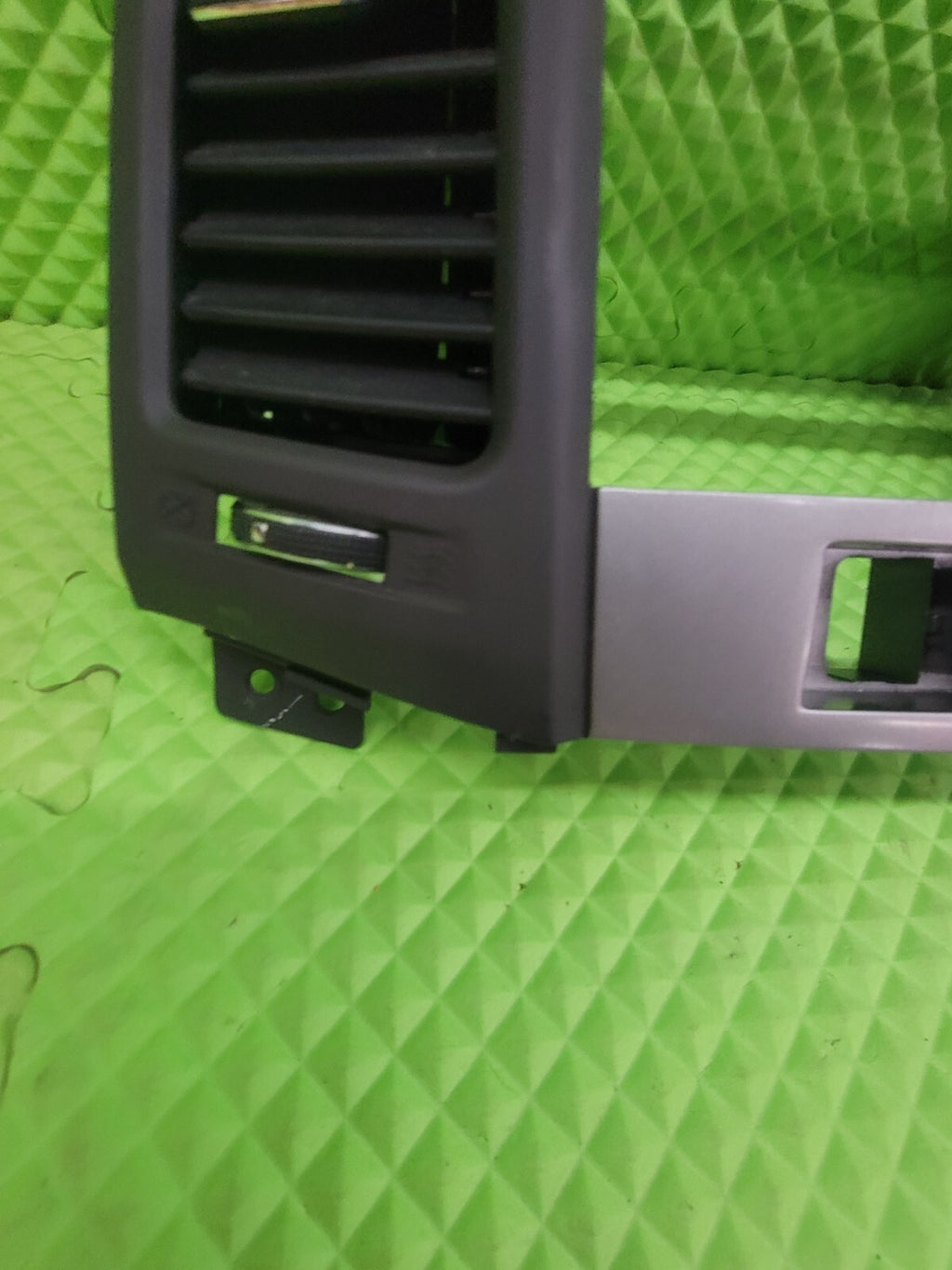 🔥 2010-2012 Hyundai Santa Fe Radio Climate Dash Trim Bezel OEM 42 B53