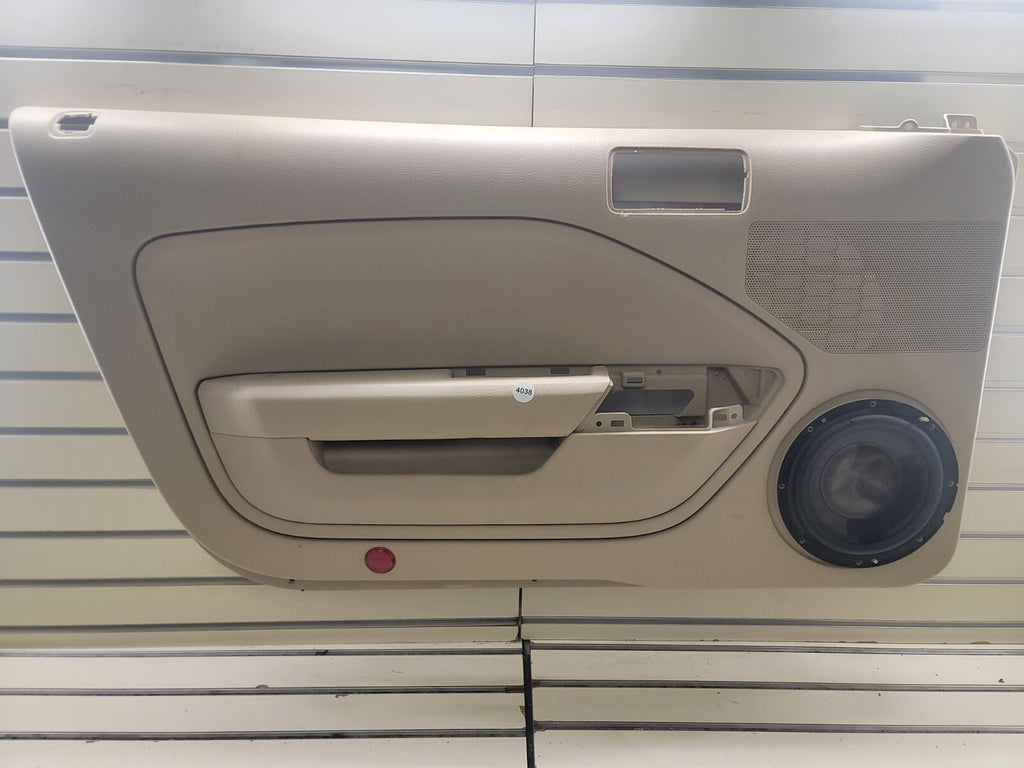 🔥2005-2009 Ford Mustang interior Door Panel Front left Driver Side TAN Auto