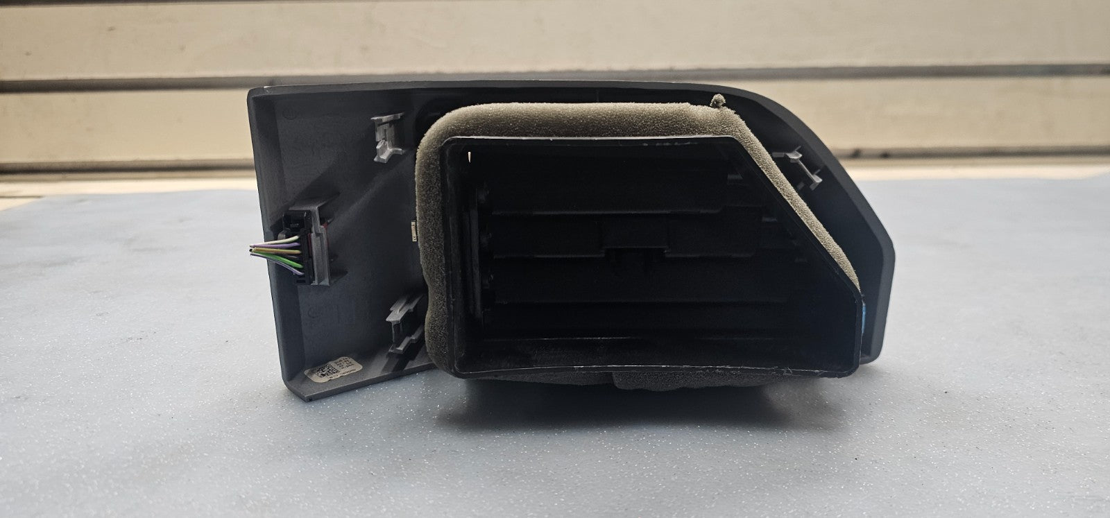 15-20 Ford F150 Left Driver Dash Outer AC A/C HVAC Air Vent Heater Panel Silver