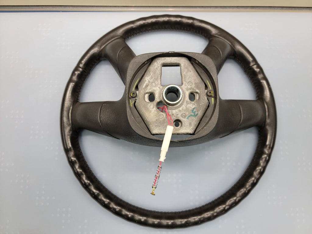 🔥03-06 SILVERADO SIERRA YUKON TAHOE SUBURBAN STEERING WHEEL LEATHER BLACK