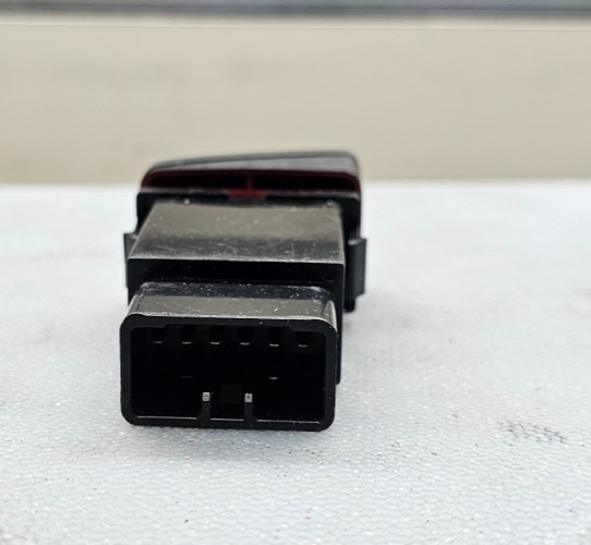 🔥04-09 Hyundai Tucson Hazard Emergency Light Lamp Control Switch Assembly Black