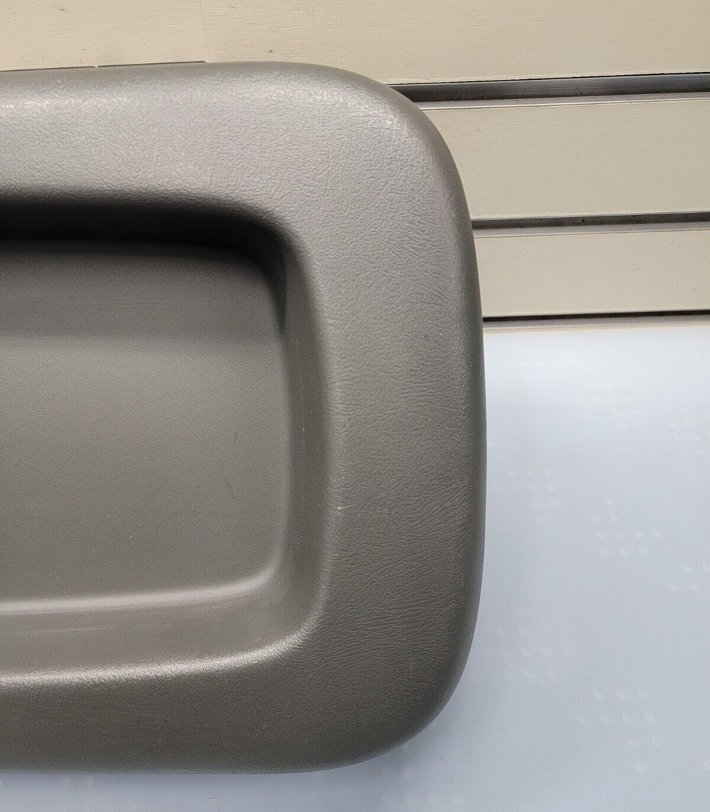03-06 Chevy SILVERADO SIERRA Center Console Armrest Lid Storage Cover L8 dk grey