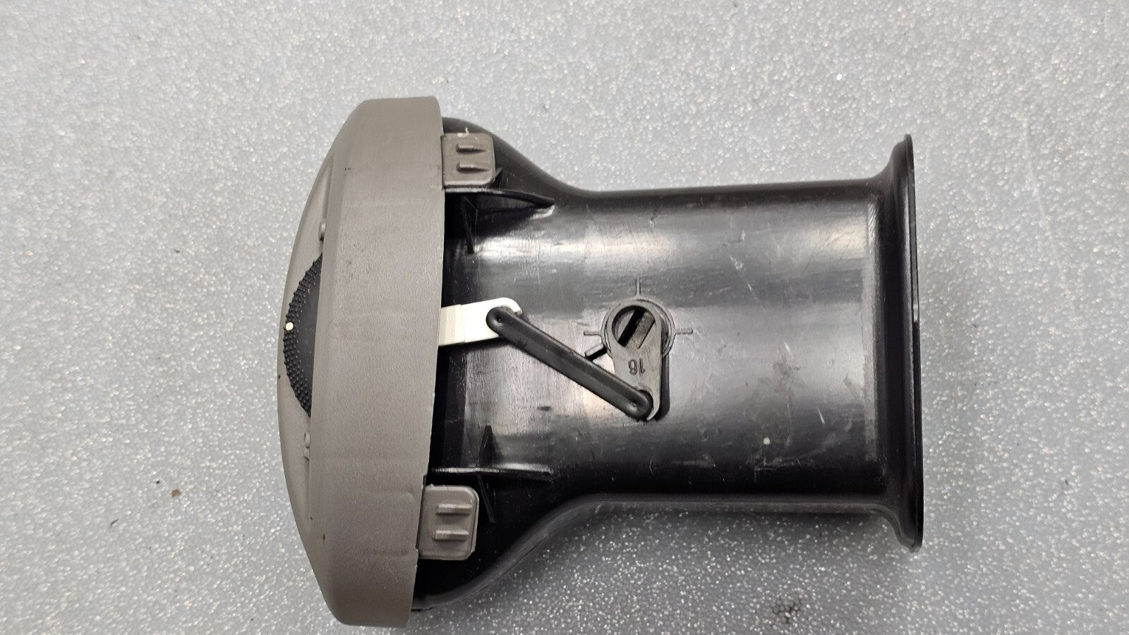 🔥00-04 FORD FOCUS Dash Left Driver Air Vent A/C Heater Panel LT Gray/Black