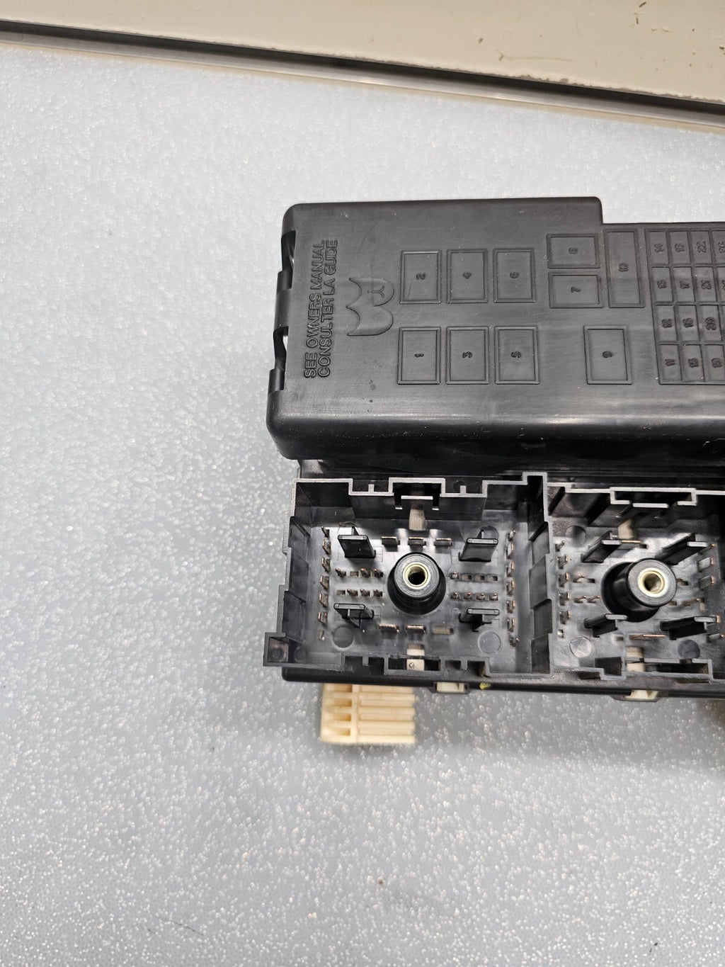 04-05 FORD TAURUS MERCURY SABLE FUSE BOX BCM GEM MODULE MULTIFUNCTION RELAY OEM
