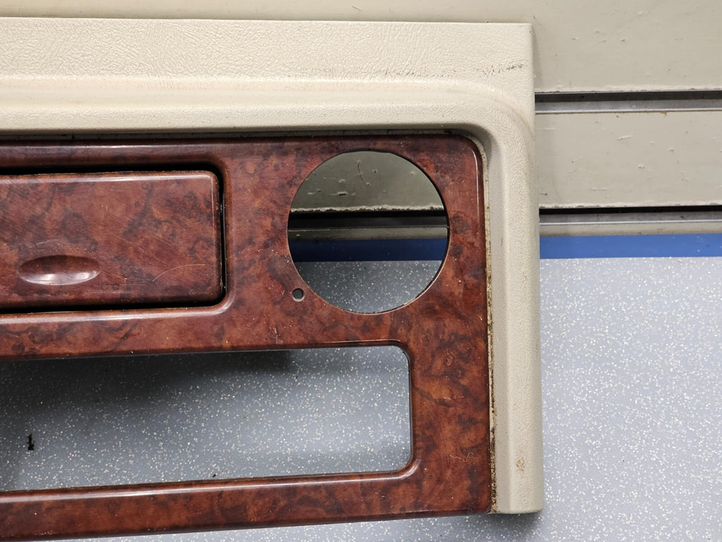 🔥03-06 Escalade Dash AM FM Radio Bezel Trim Instrument Panel Assembly woodgrain