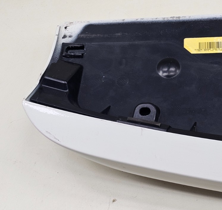 🔥11-20 Dodge Grand Caravan Rear Upper Hatch Spoiler Wing Mount Break white OEM